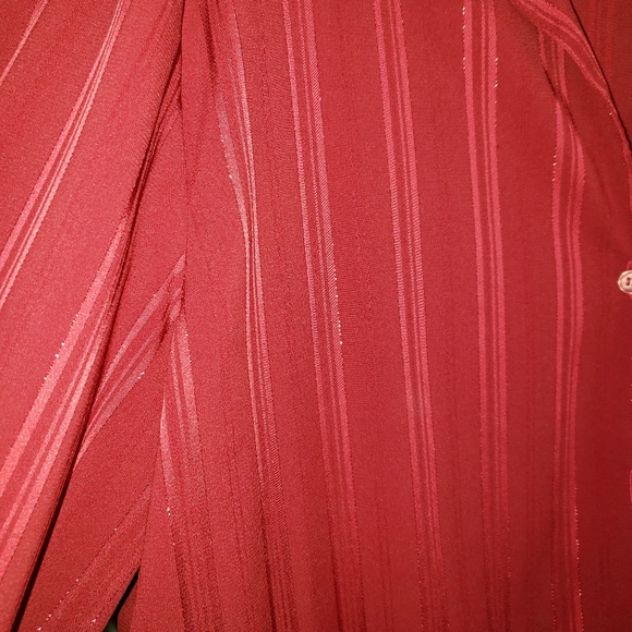 Gorgeous apparenza red top - Picture 2 of 3